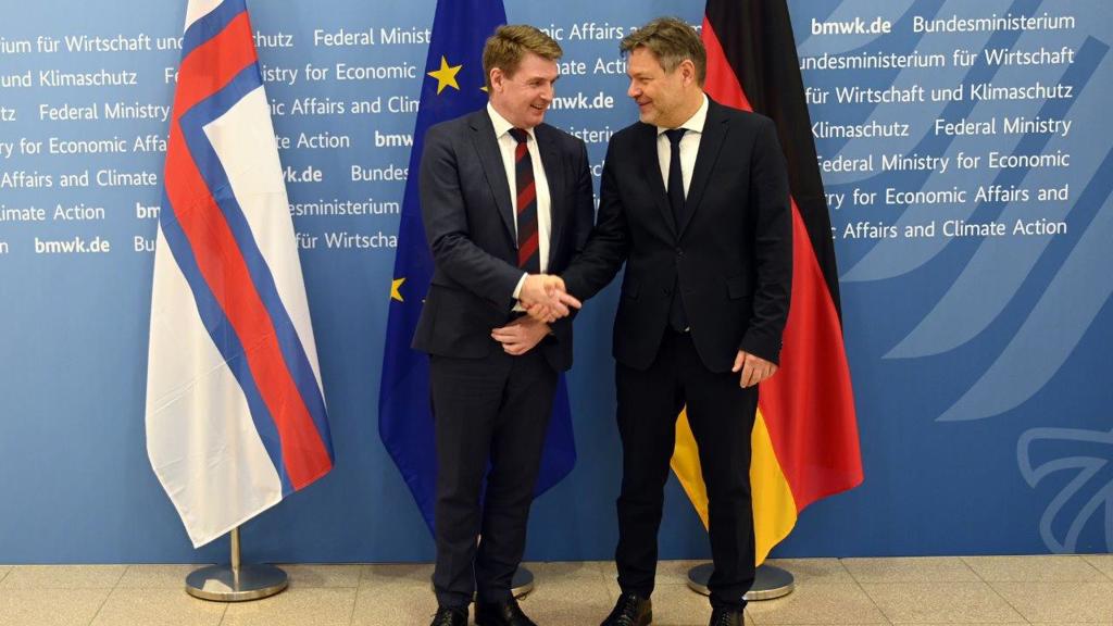 PM Johannesen meets German Vice Chancellor Robert Habeck