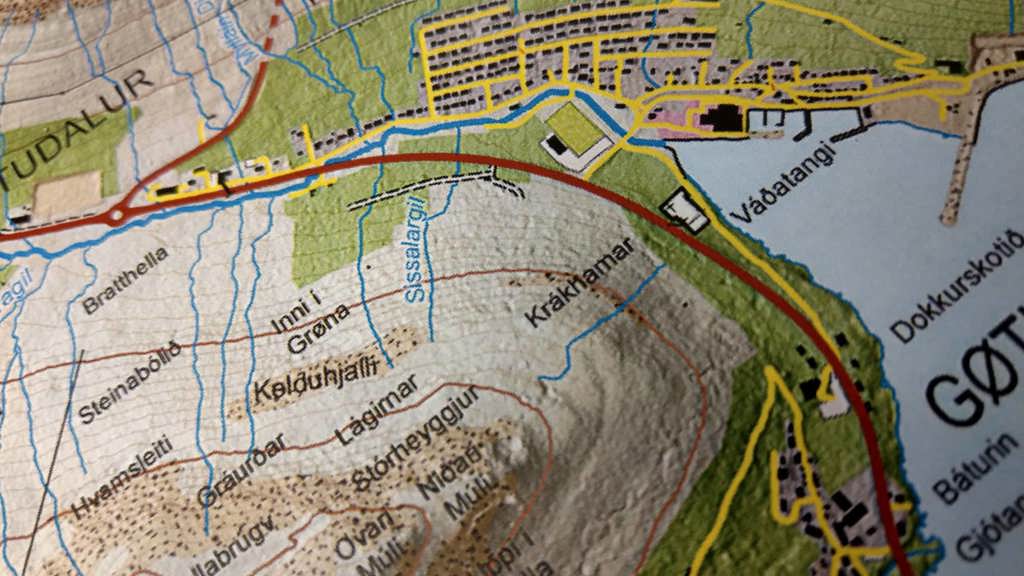 Kort- og landmátingarøkið yvirtikið