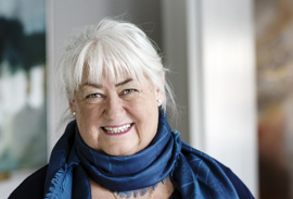 Thyra Frank, danskur ráðharri í eldramálum, vitjar Eyðgunn Samuelsen, landsstýriskvinnu í almannamálum