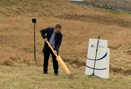 Flagið loyst fyri nýggja bygningin hjá Sjóvinnustýrinum