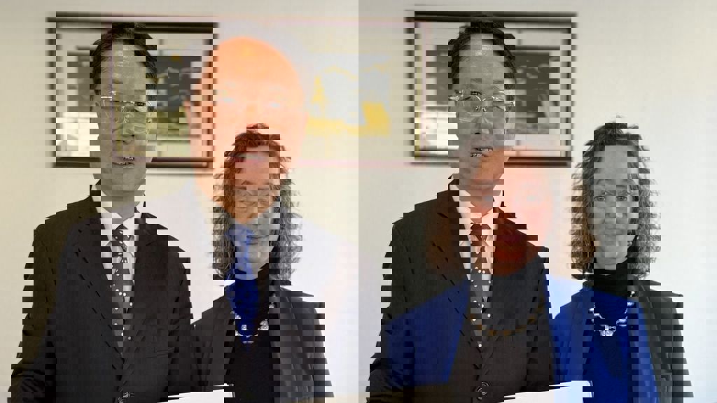 Landsstýriskvinnan farin til Kina at undirrita heilsufrøðiligar protokollir