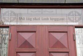 Sálarligur harðskapur, tráfylging og ágangur móti alment settum starvsfólkum sjálvstøðugar ásetingar í revsilógi