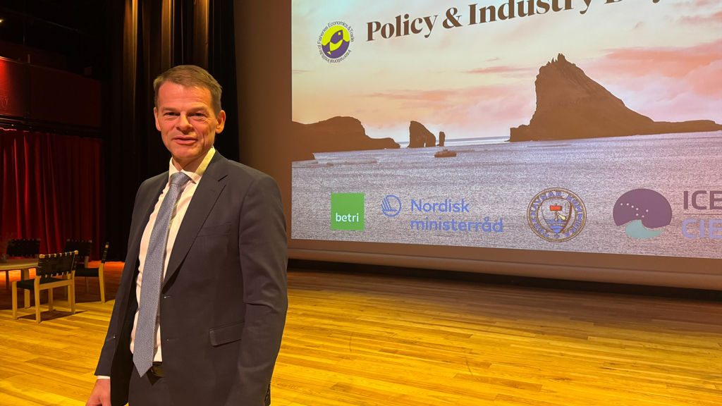 Landsstýrismaðurin setti altjóða fiskivinnuráðstevnu