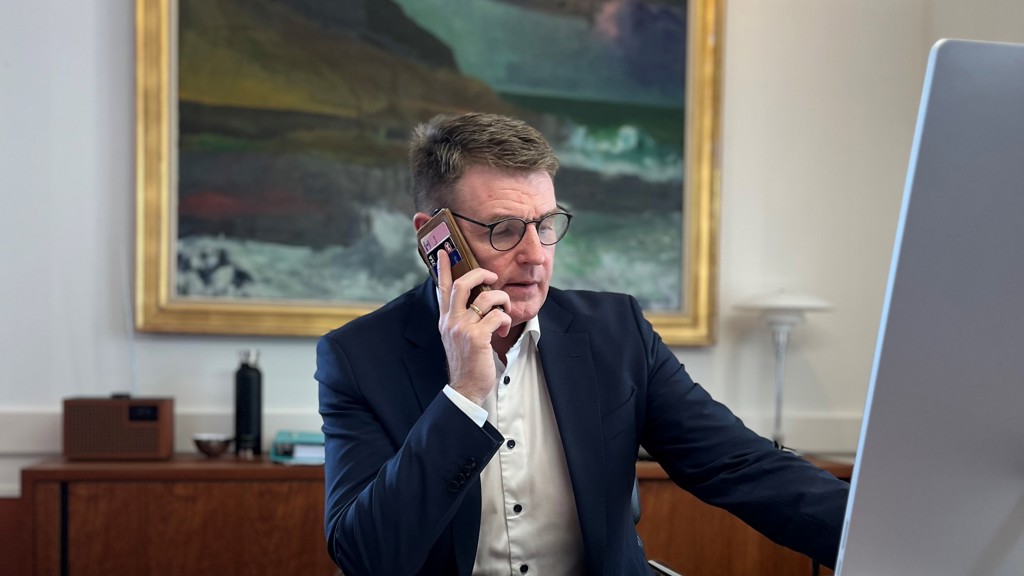 Løgmaður vísir stuðul til nýggja grønlendska landsstýrisformannin
