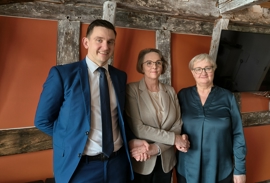 Heilsurøktarafelagið og Fíggjarmálaráðið / Kommunala Arbeiðsgevarafelagið hava skrivað undir semju