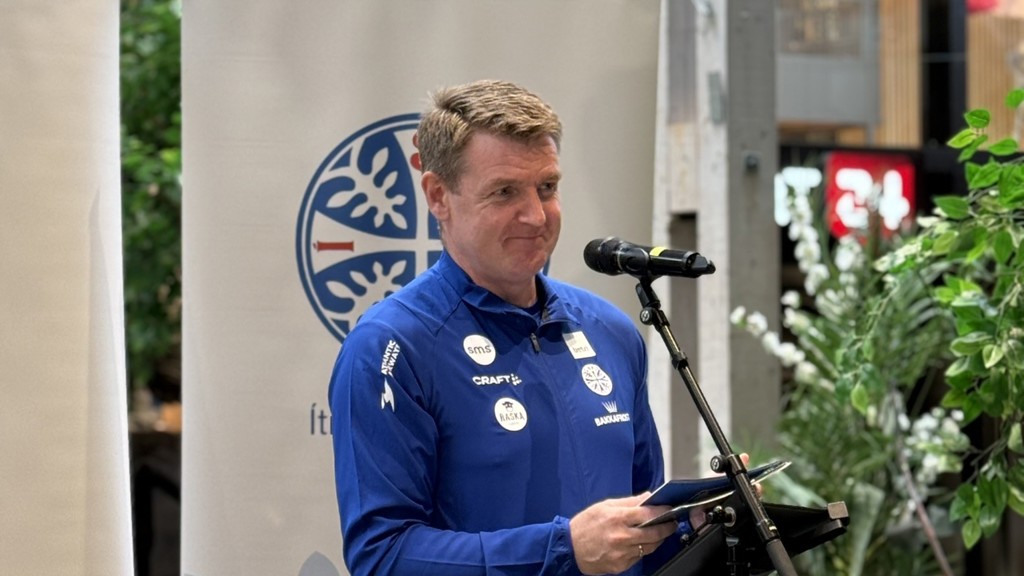 Oyggjaleikir: Løgmaður ynskti íðkarum góða ferð