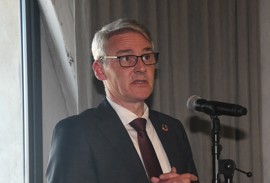 60 lond umboðað á árligu summarmóttøkuni í Keypmannahavn